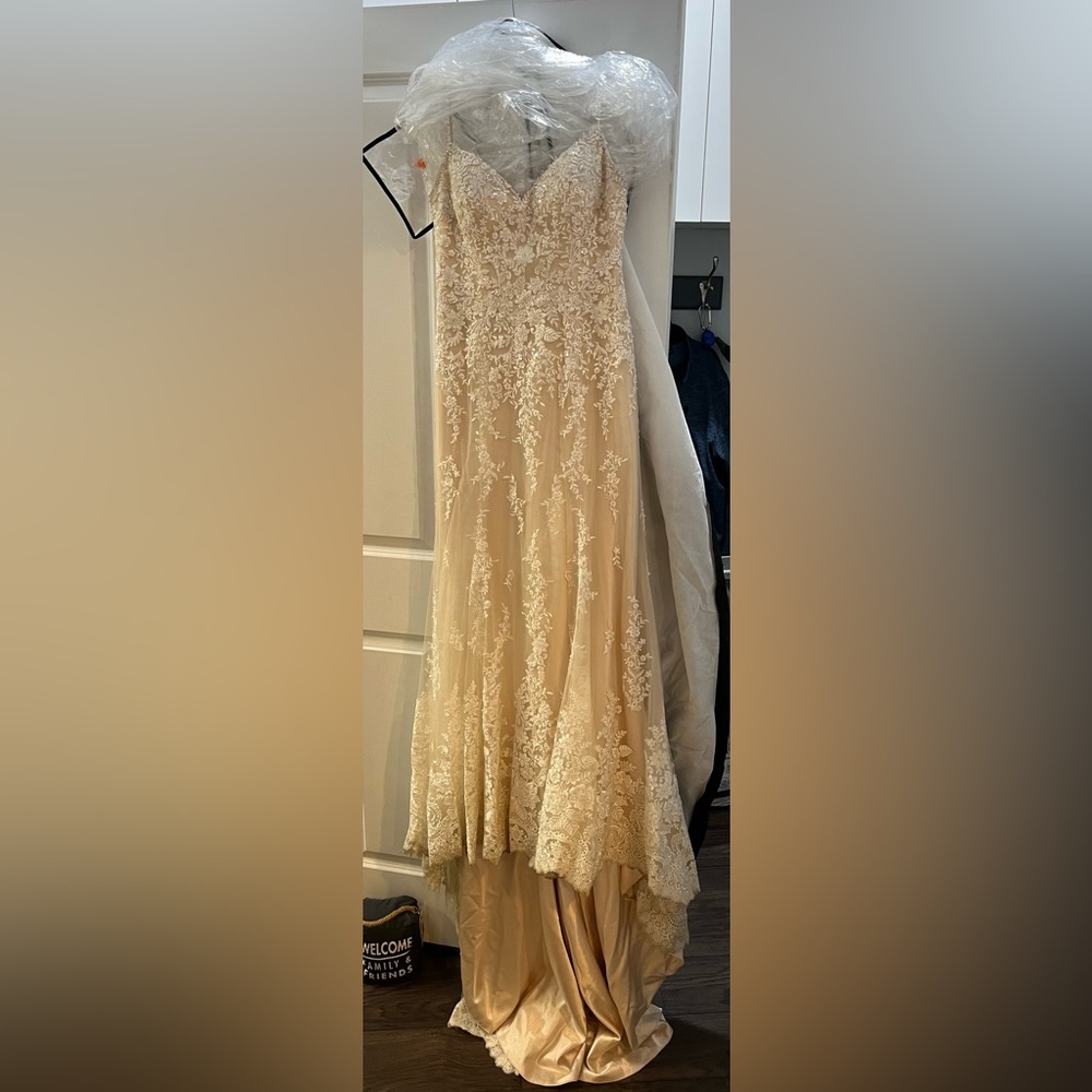 Maggie Sottero size 10 wedding dress